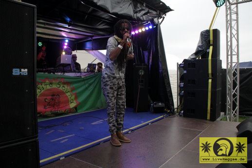Amlak Redsquare (Jam) by Sun Fire Sound 22. Reggae Jam Festival - Bersenbrueck 30. Juli 2016 (7).JPG